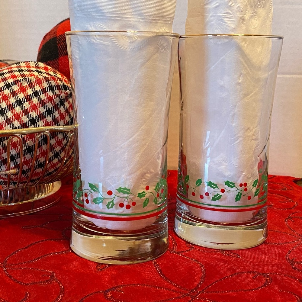 Vintage Libbey Holiday Christmas glasses